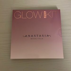 ANASTASIA BEVERLY HILLS Sugar Glow Kit